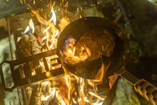 画像をギャラリービューアに読み込む, 専用五徳「LOGO」