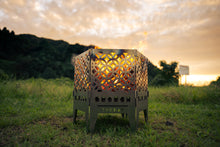 画像をギャラリービューアに読み込む, 六角焚火台「七宝」